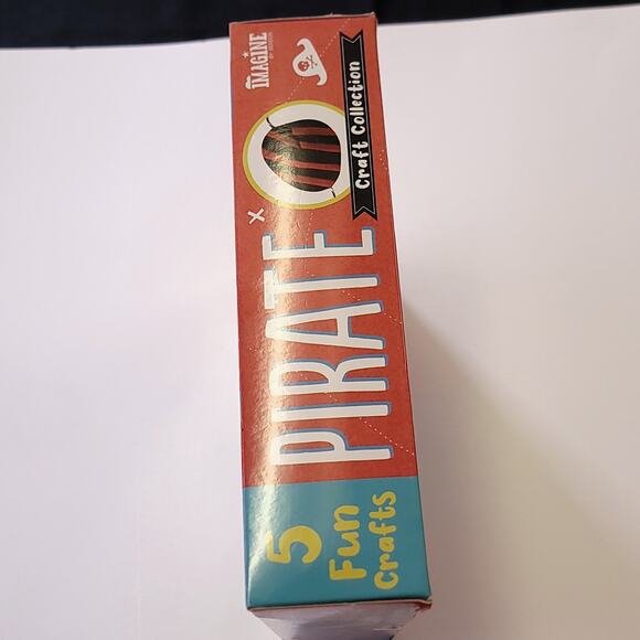 Pirates Make Your Own Pirate Ship Kit Imagine by Bendon Craft-Structions - Picture 4 of 11